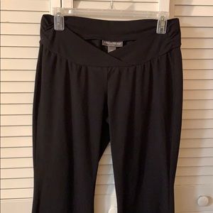 A PEA IN THE POD Black Maternity Leggings